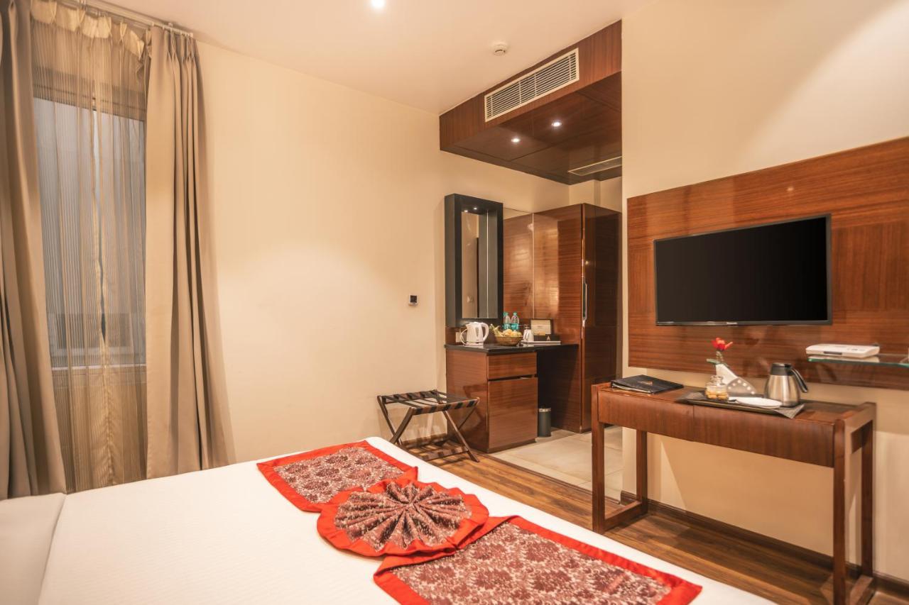 Hotel Amritara Sadka Amritsar Exterior foto